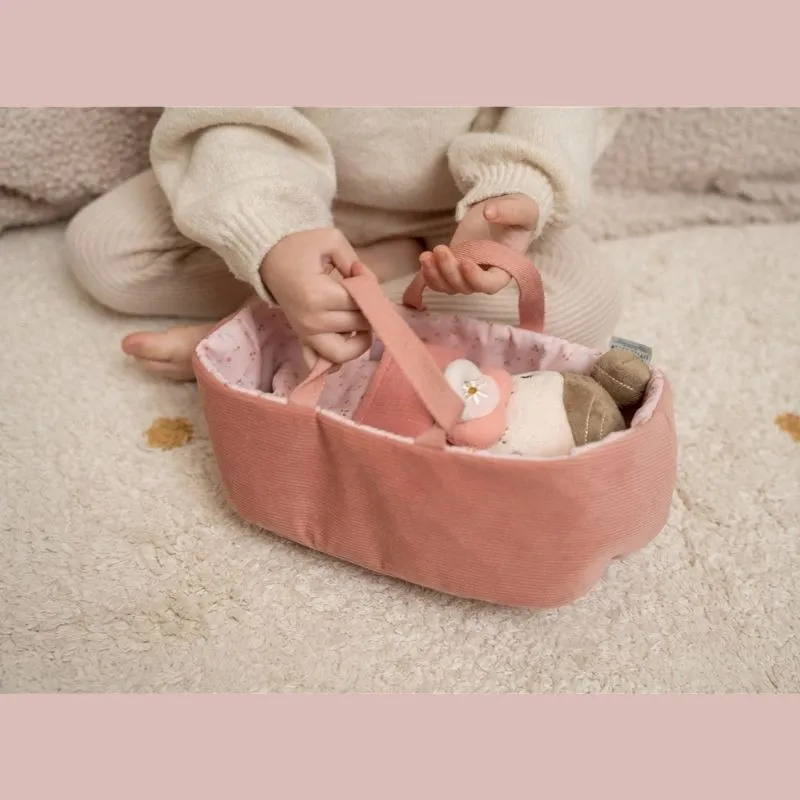 Bebé rosa Little Dutch con capazo y accesorios