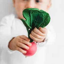 Mordedor Bebé Ramona the Radish – Oli & Carol